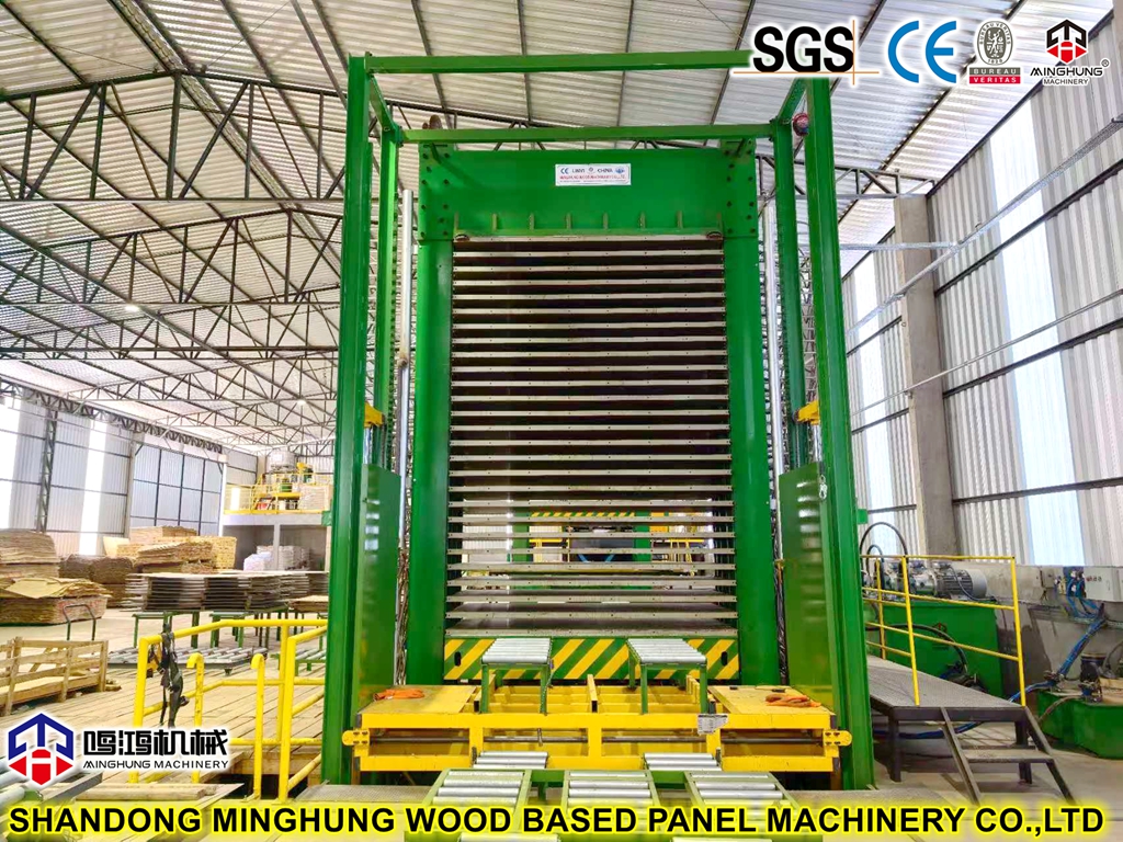 Plywood hot press machine for Brasil client from China factory Фанерная машина горячей прессы для Brasil Client с Китайской фабрики