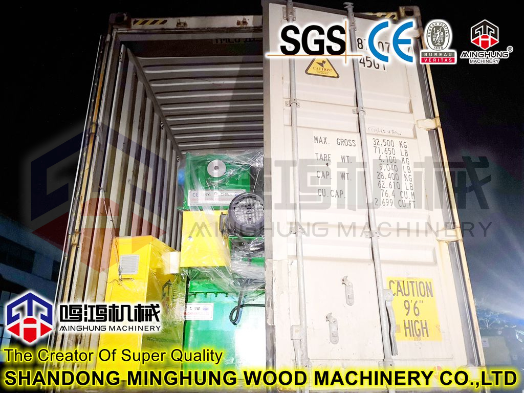 линия лущения шпона