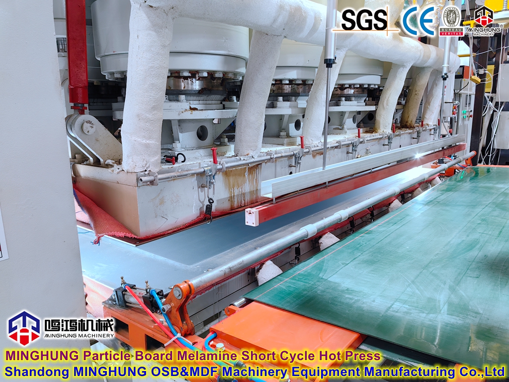 Пресс для меламина МДФ с коротким циклом горячего прессования меламина